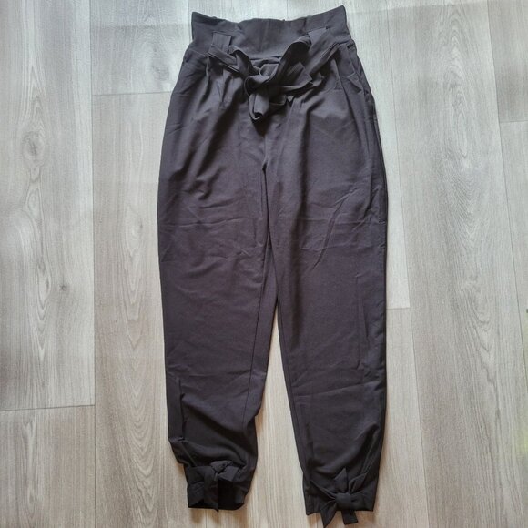 Grace Karin High-Waisted Paperbag Pants Tie Belt & Bow Ankle Detailing - S NWT - Picture 1 of 5